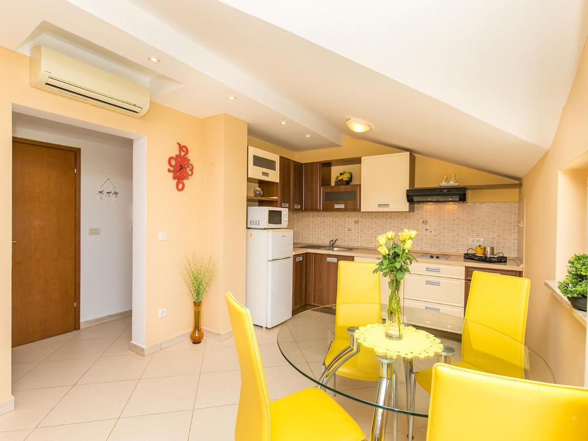 Apartment Labinjan Poreč Exteriör bild